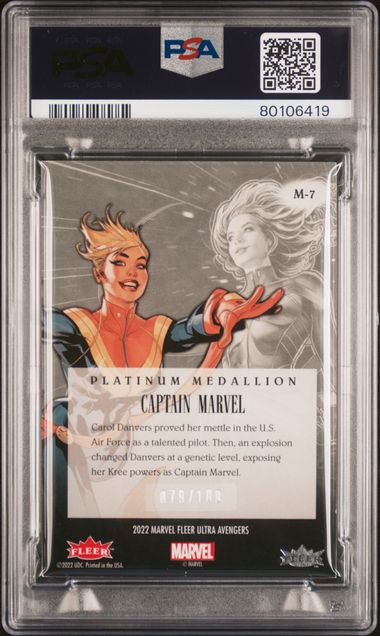 2022 FLEER ULTRA AVENGERS MEDALLIONS #M7 CAPTAIN MARVEL MEDALLIONS-PLATINUM PSA 8 SC7