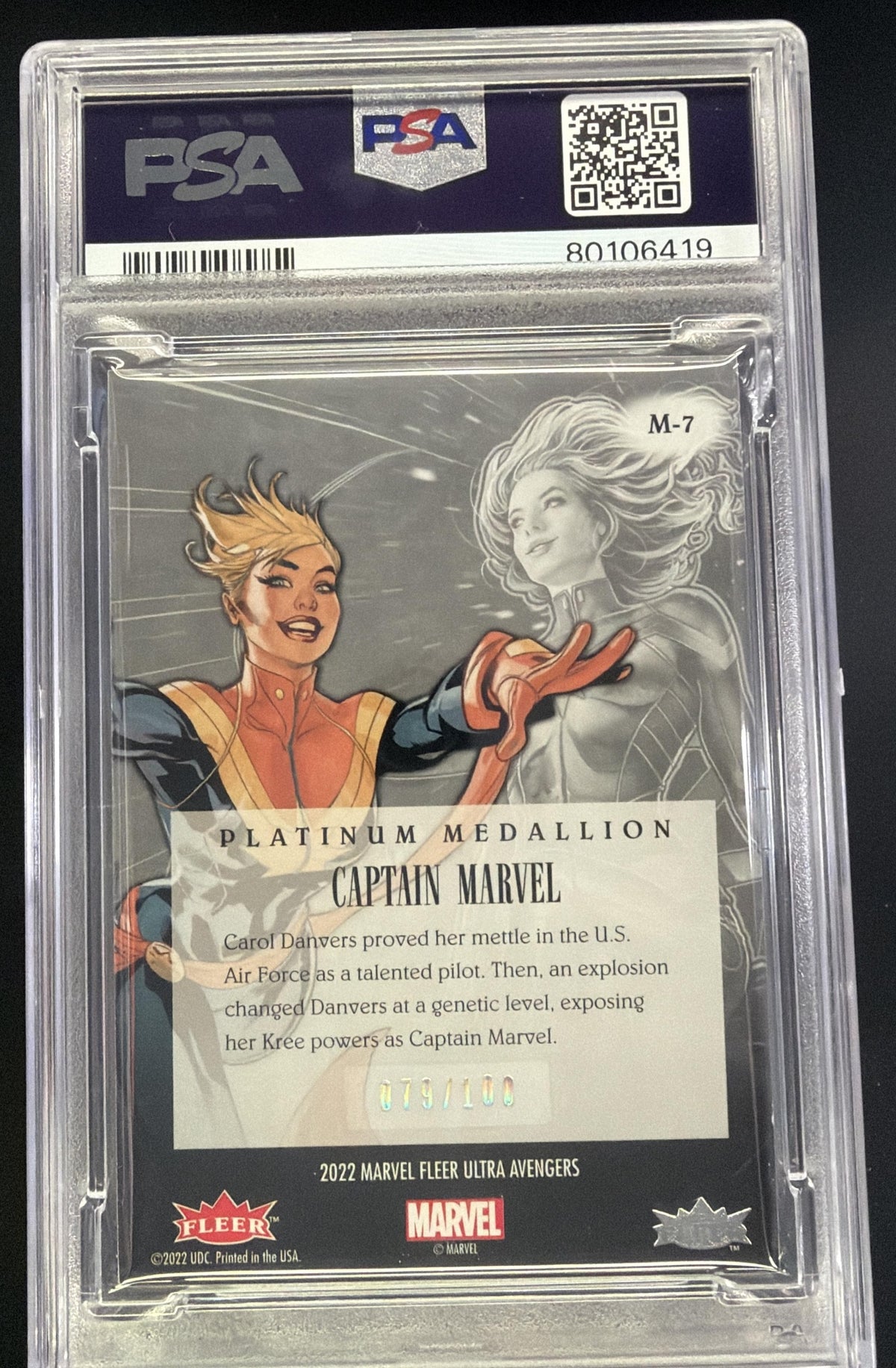 2022 Fleer Ultra Marvel Avengers Captain Medallions Platinum /100 #M-7 PSA 8 SC7