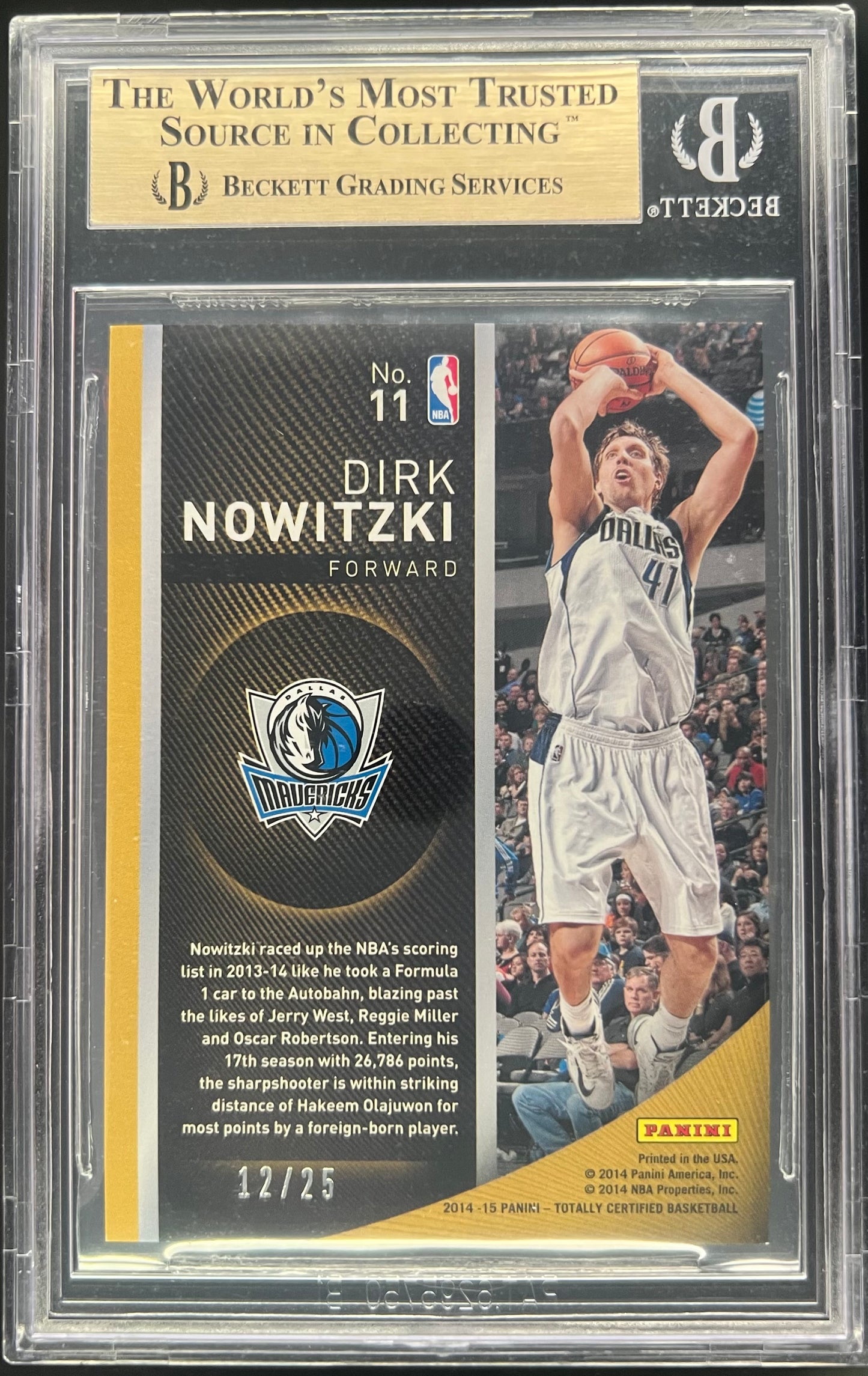 2014-15 Panini Totally Certified Dirk Nowitzki Excellence Mirror /25 #11 BGS 9.5