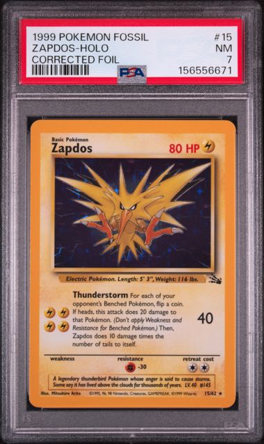 1999 POKEMON FOSSIL #15 ZAPDOS-HOLO CORRECTED FOIL PSA 7