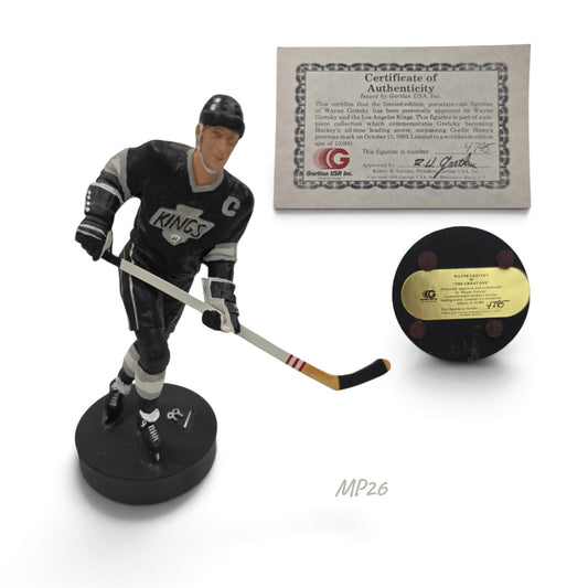 Lake Country Cards Wayne Gretzky porcelain figurine in Los Angeles Kings uniform with certificate of authenticity